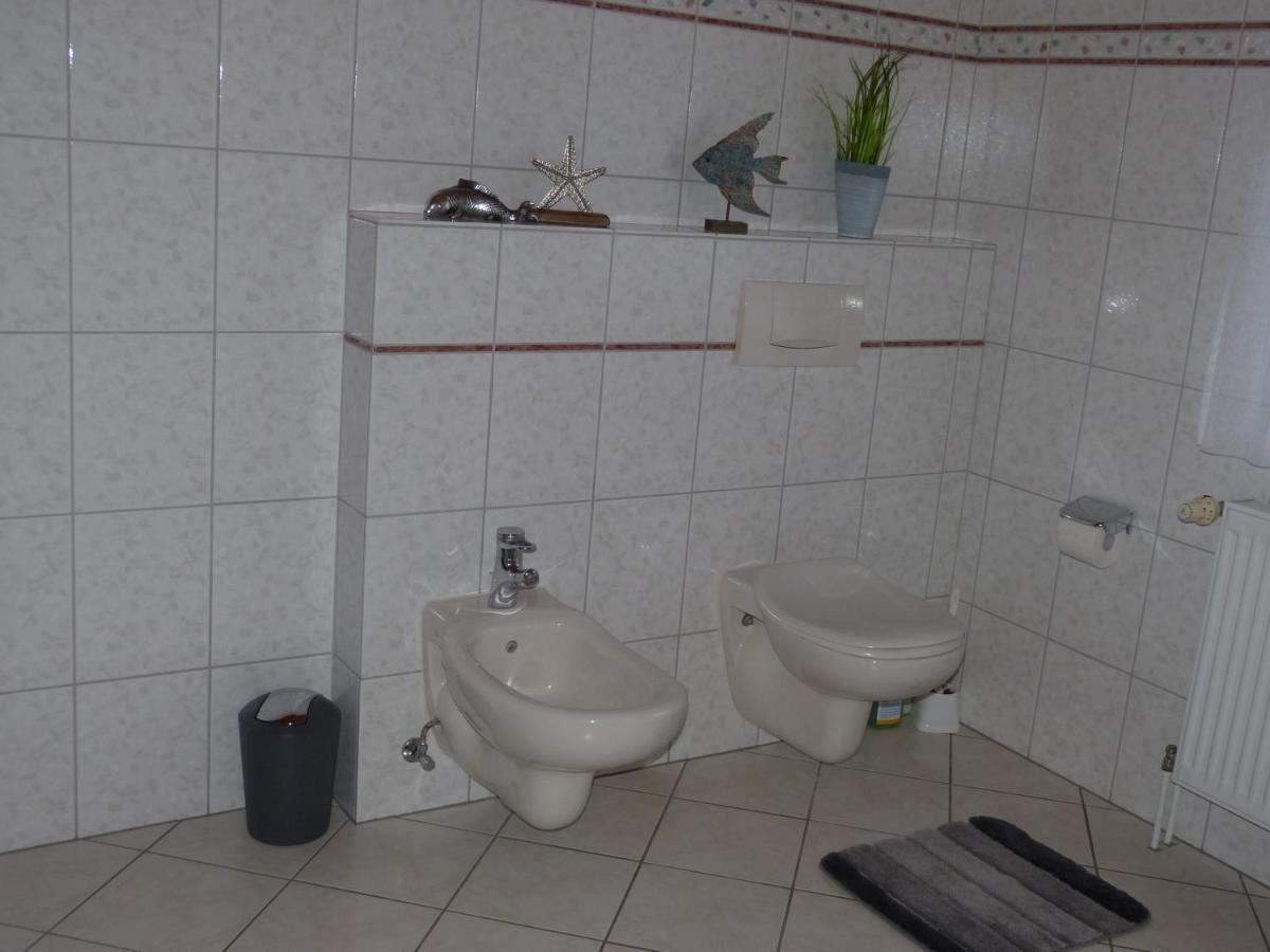 Ferienwohnung Lorenzen Husum  Esterno foto