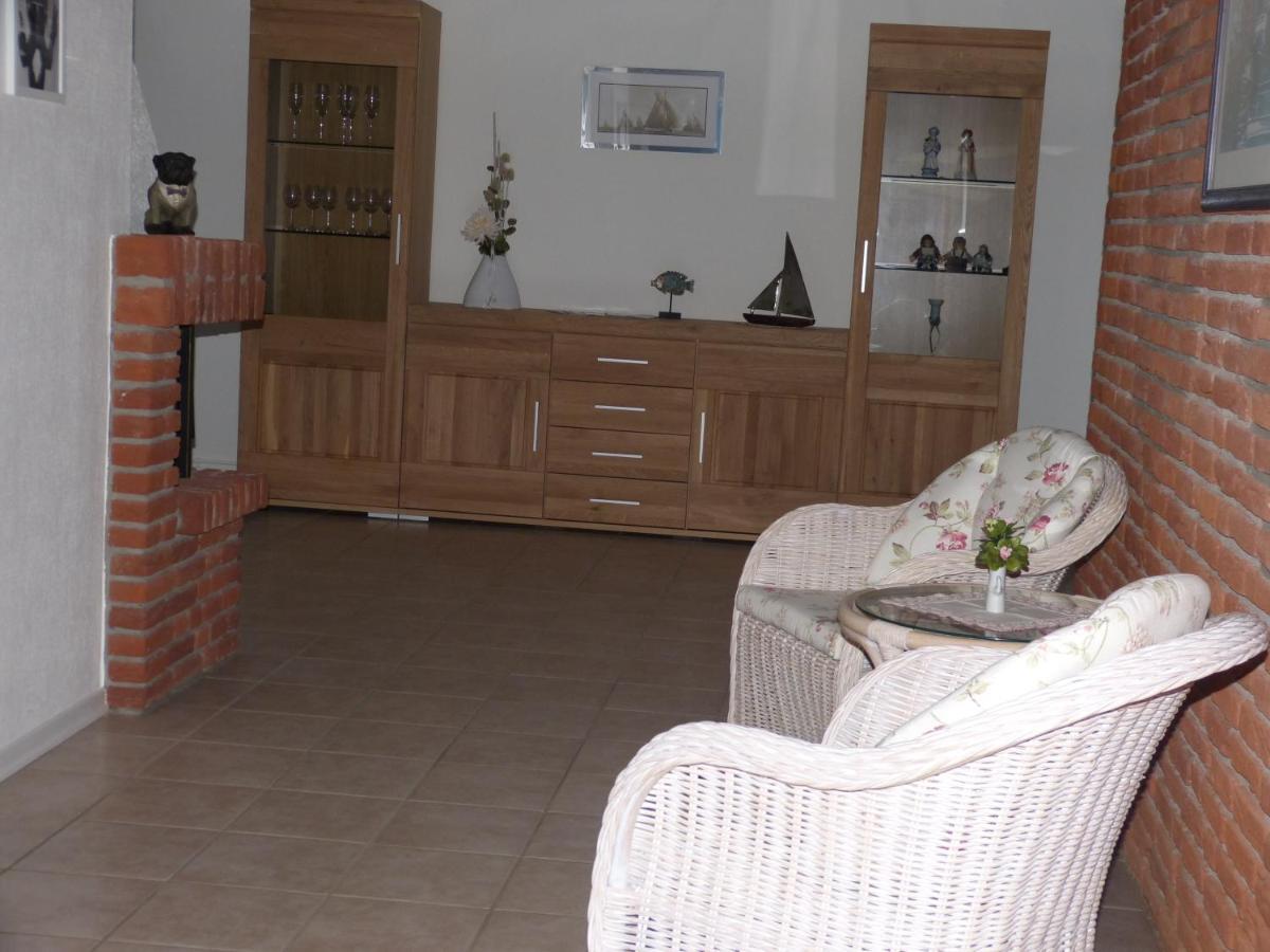 Ferienwohnung Lorenzen Husum  Esterno foto